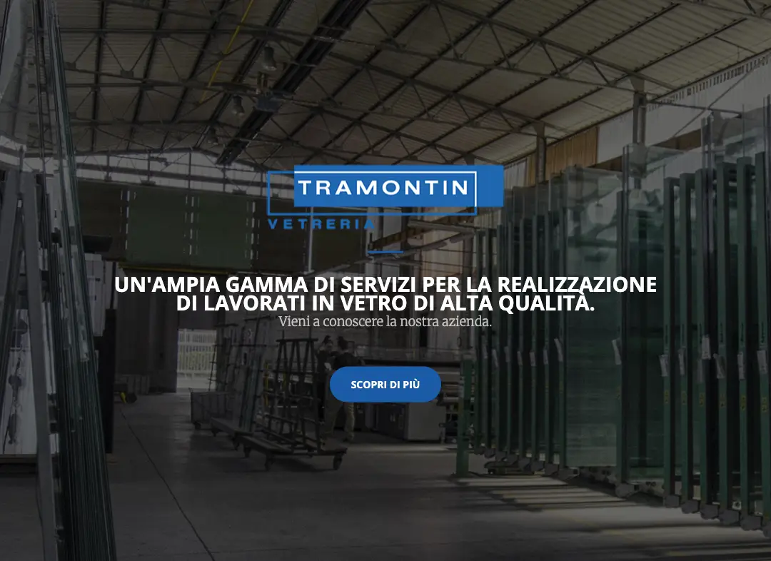 Facciata della Vetreria Tramontin a San Vito al Tagliamento